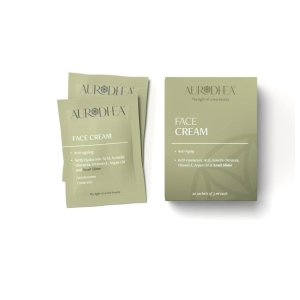 Set with single-use pouches – a face cream with tea tree extract for mature skin